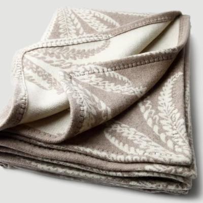 Double-sided Jacquard Thickened Wool Blanket