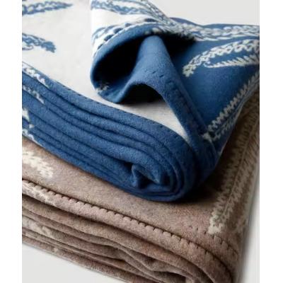 Double-sided Jacquard Thickened Wool Blanket